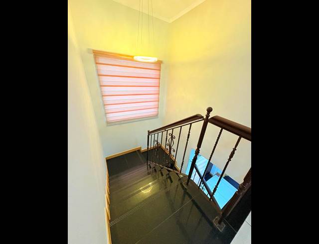 4 BEDROOM HOUSE FOR SALE IN SUMMERSET